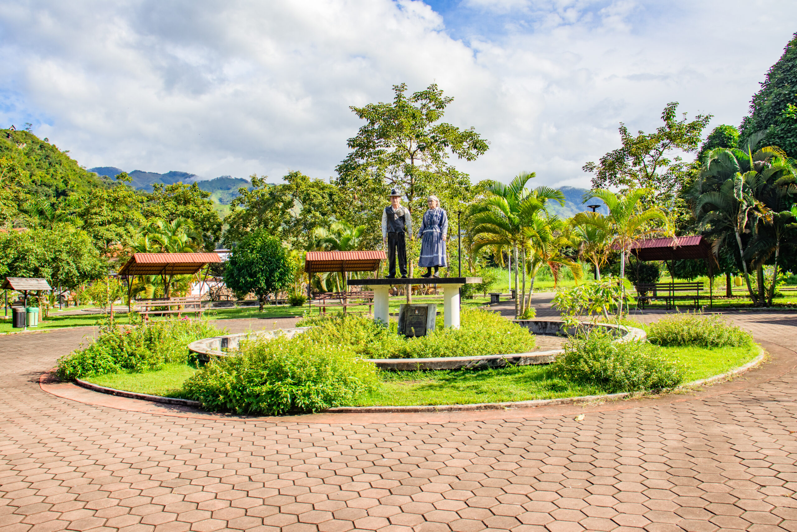 Plaza Los Colonos